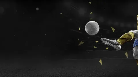 阿根廷对决巴西：阿尔瓦雷斯与拉菲尼亚交锋，恩佐与维尼修斯领衔首发